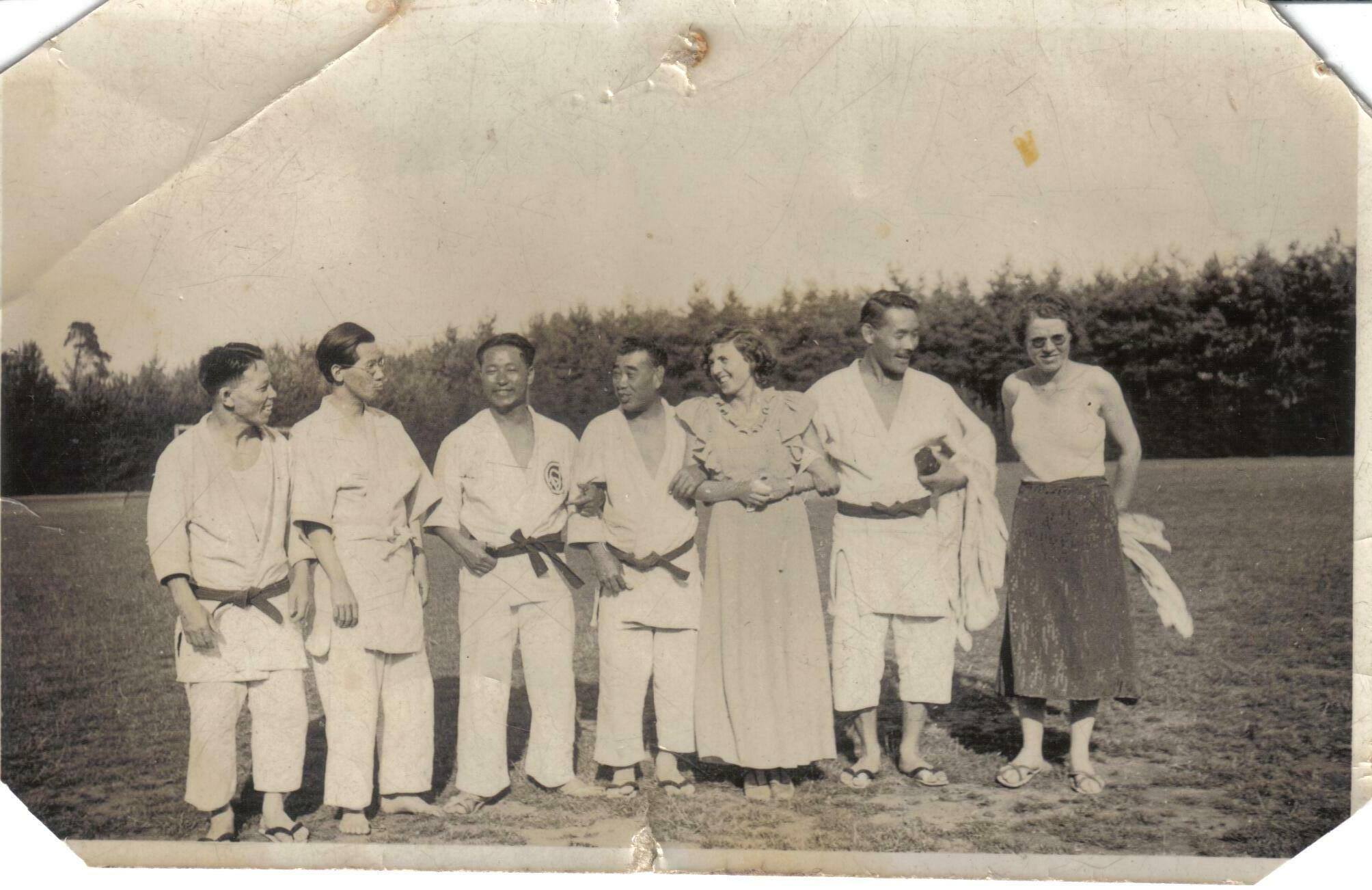 Kitajama - fotografie učitelů judo na letní škole z Frankfurtu nad Mohanem z roku 1933